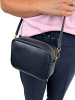Włoska torebka listonoszka damska skórzana crossbody granatowa
