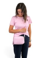 Skórzana torebka damska mała listonoszka crossbody włoska jasnoróżowa