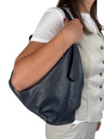 Laduella torebka worek skóra naturalna miękka do ręki i na ramię granatowa