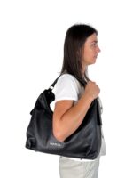 Modna torebka damska typu hobo worek ze skóry naturalnej LADUELLA  czarna