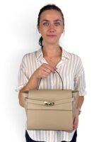 Torebka damska skórzana kuferek włoska LADUELLA skóra licowa beżowa taupe