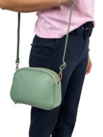 Włoska mała torebka damska skórzana listonoszka crossbody zielona miętowa