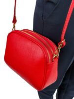 Włoska mała torebka damska skórzana listonoszka crossbody czerwona