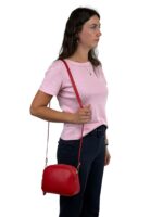 Włoska mała torebka damska skórzana listonoszka crossbody czerwona
